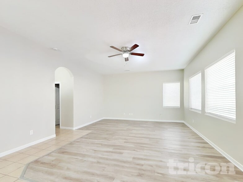 Building Photo - 2201 Coba Rd SE