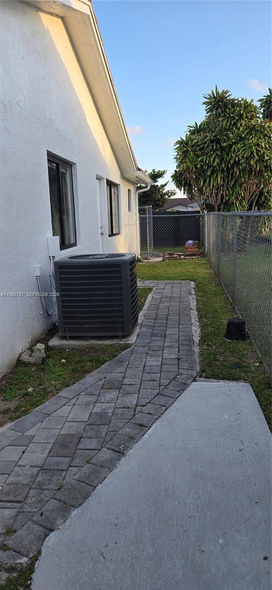 Building Photo - 11250 SW 138th St