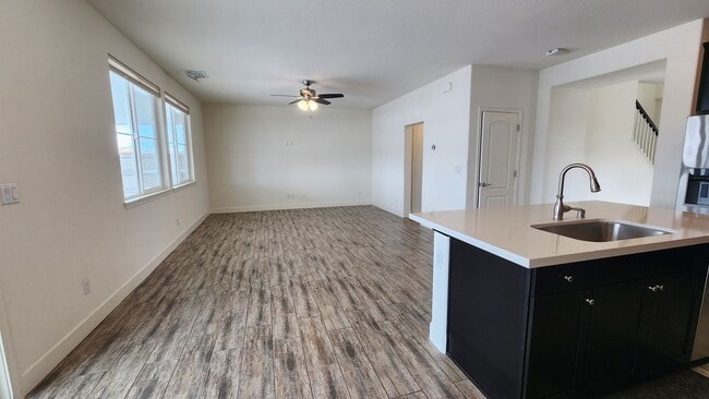 Building Photo - Spacious Two Story Home in Spanish Springs