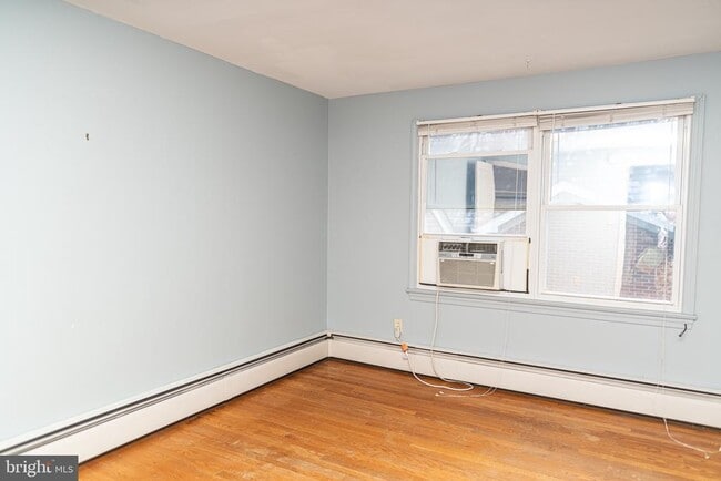 Building Photo - 116 S Union Ave