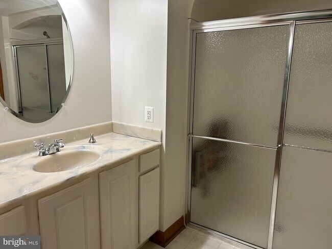 Building Photo - 14784 Pilea Pl
