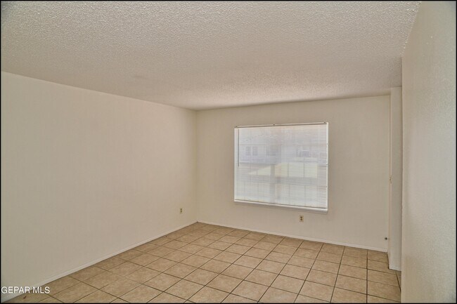 Building Photo - 10809 Jadestone St