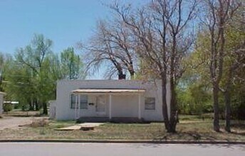 Building Photo - Single Family Home