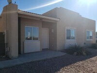 Building Photo - 2300 E Magma Rd