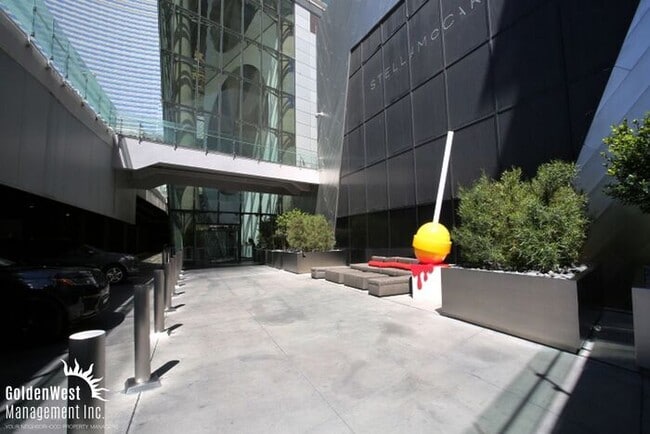 Building Photo - State of the Art Studio at Veer Towers in City Center!