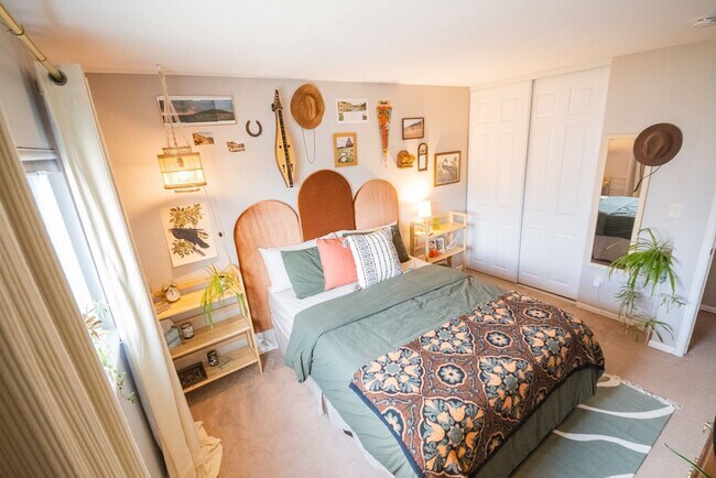 Building Photo - BEAUTIFUL 4 BEDROOM / 3 BATH HOME IN LAFAY...