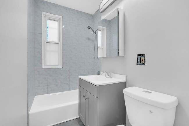 Building Photo - 24 O St