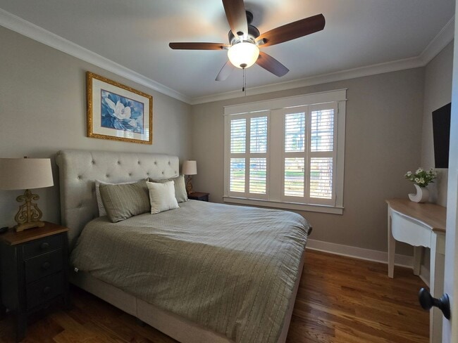 Building Photo - NEW LISTING!!!!!