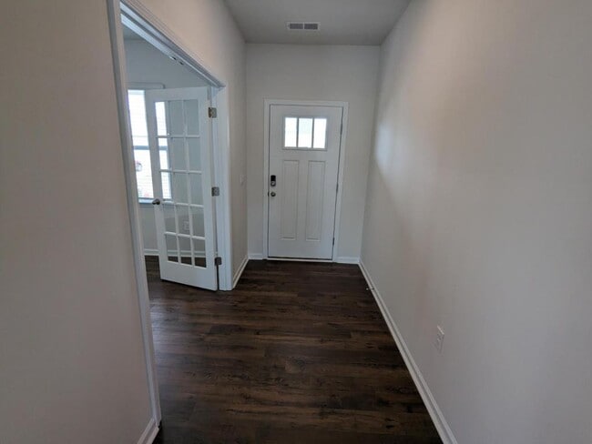 Building Photo - 1767 Odessa Ln