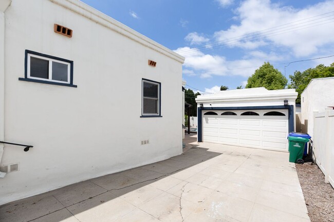 Building Photo - 4 Bed, 3 Bath—Single Family Home in Kensin...