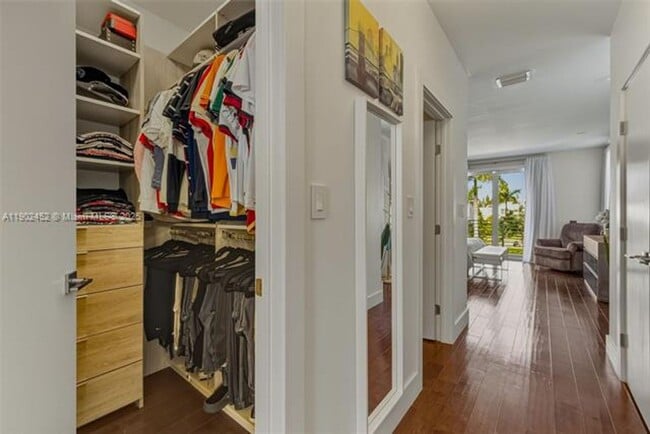 Building Photo - 10359 NW 67th Terrace