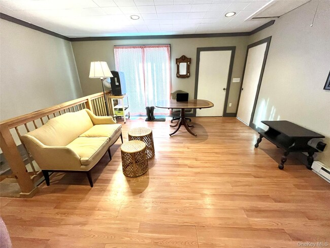 Building Photo - 1959 Old Rte 17