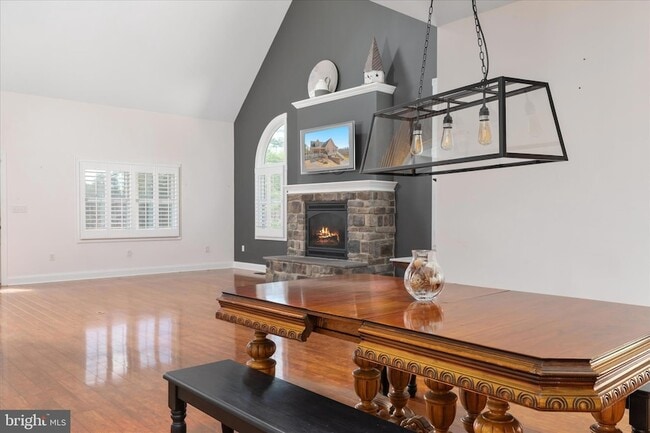 Building Photo - 882 Liberty Furnace Rd