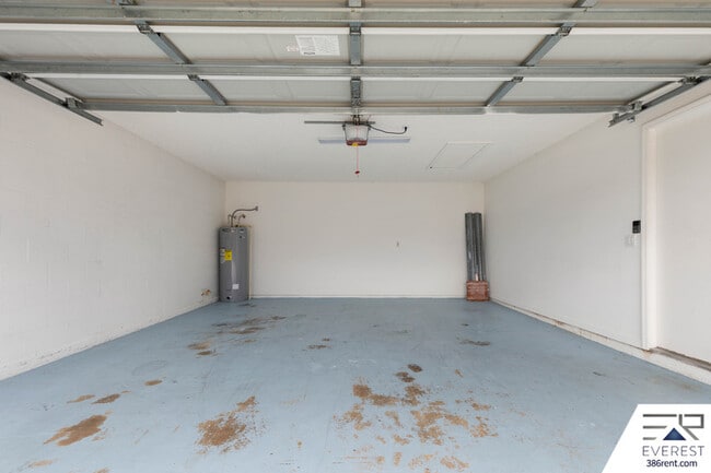 Building Photo - 59 Riverina Dr