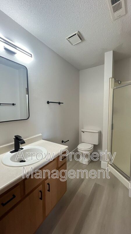 Building Photo - 2384 N 44th St