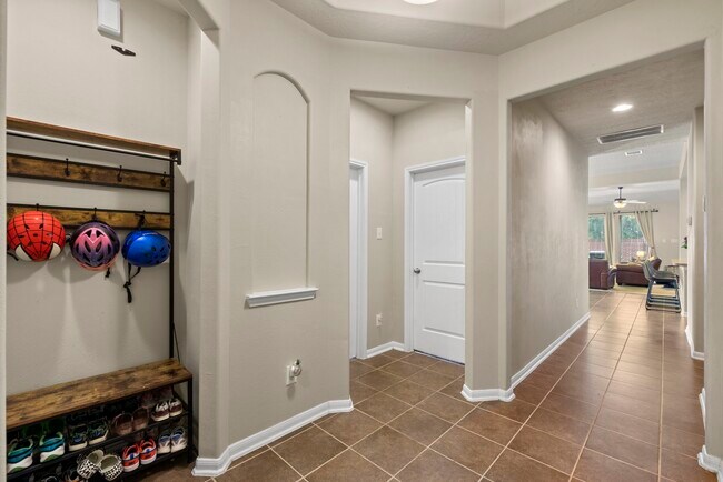 Building Photo - 8107 Sweetstone Grove Ct