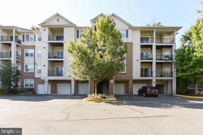 Building Photo - 12140 Garden Grove Cir