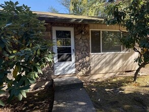 Building Photo - 18675 NW Shadow Lane ~ MOVE IN SPECIAL! 1/2 Off 1st Months Rent!! 6 Month lease