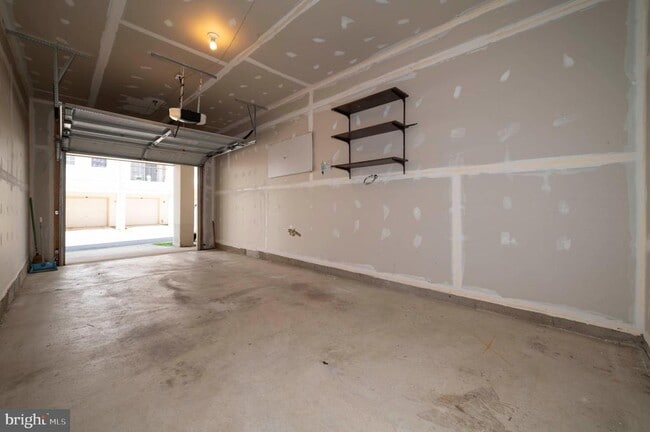 Building Photo - 4191 Lochleven Tr