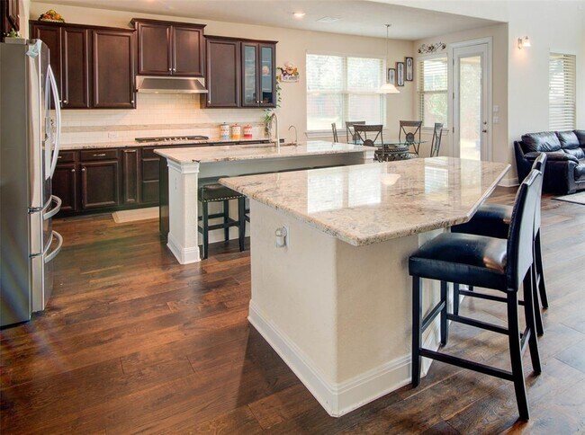 Building Photo - 15621 Cabrillo Way