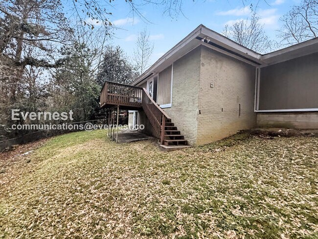 Building Photo - 4905 Scenic View Dr