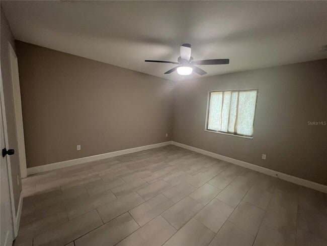 Building Photo - 12073 Henley Ave