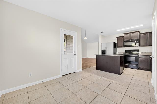 Building Photo - 3115 Elam Dr
