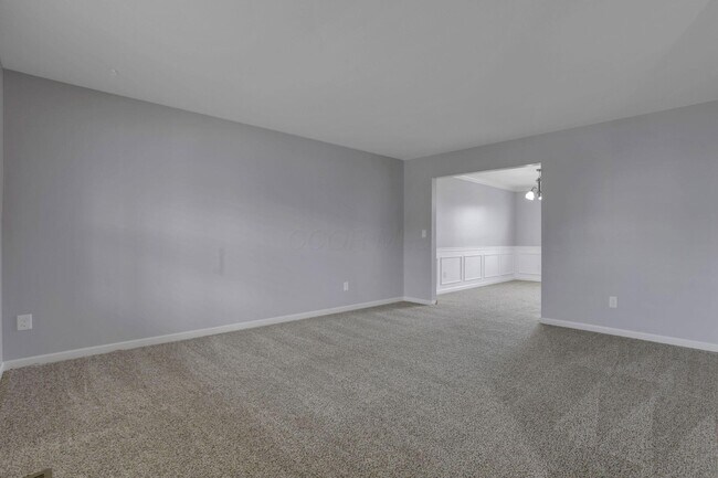 Building Photo - 1701 Marigold St