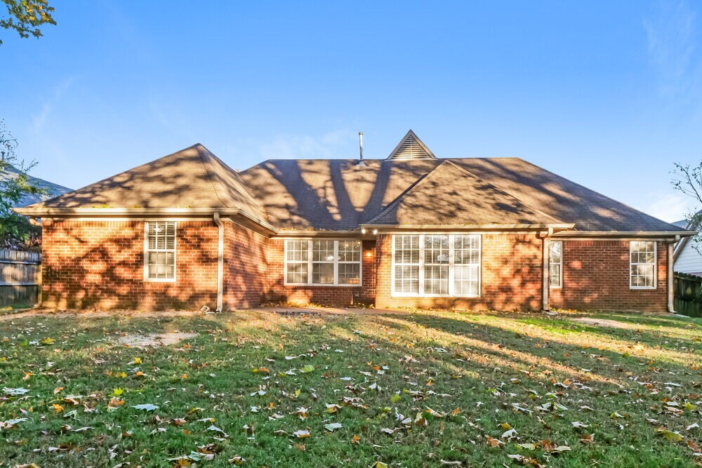 Building Photo - 5245 Charlotte Oak Cove