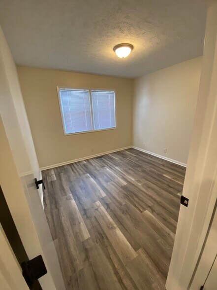 Building Photo - 10713 Browne St