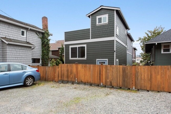 Building Photo - 1 bedroom in Seattle WA 98102