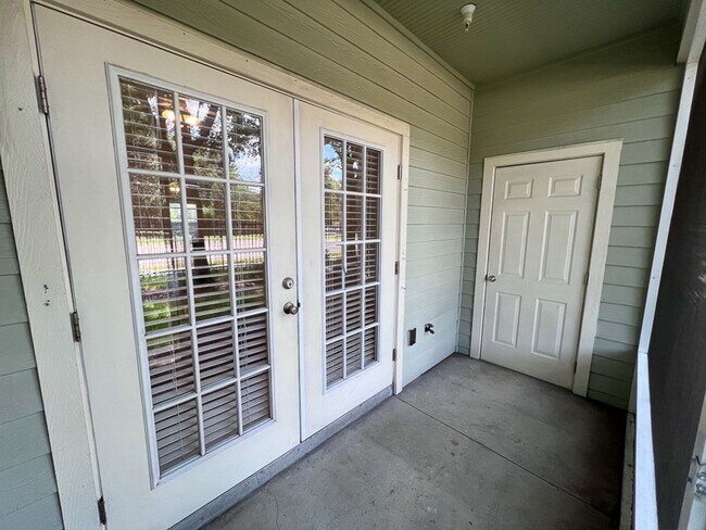 Building Photo - 2972 SW 35th Pl