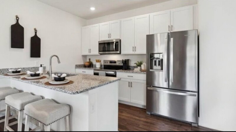 Building Photo - 3543 Bisham Wood Ln