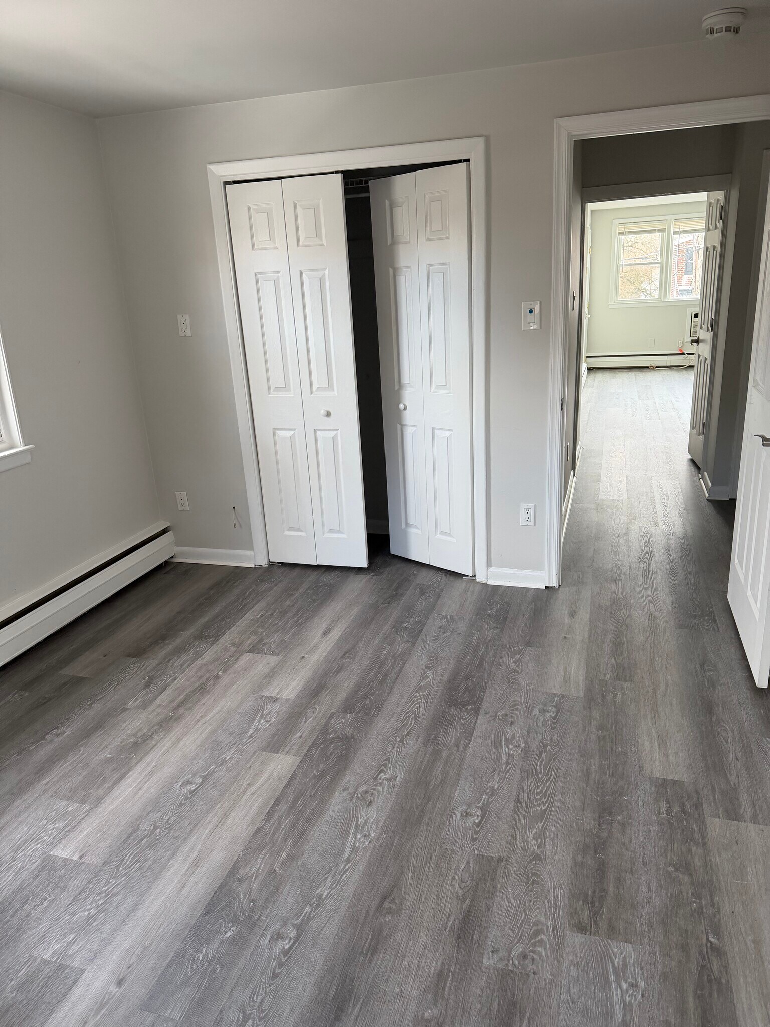 Building Photo - 126 4th Ave