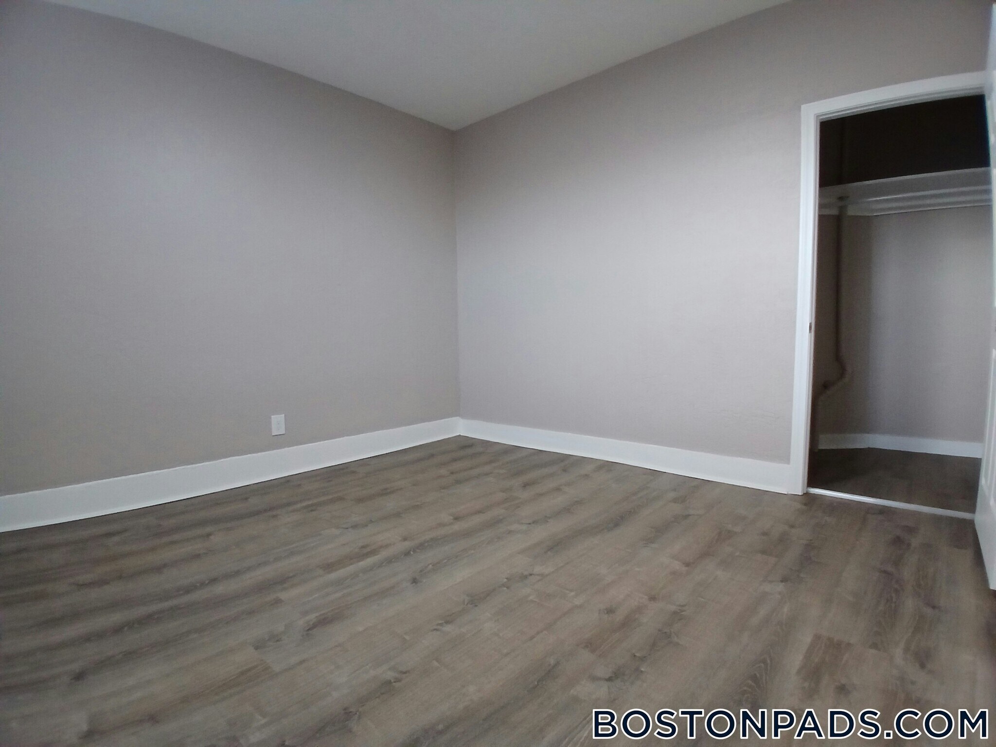 Building Photo - 124 Central Ave