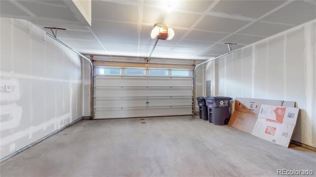 Building Photo - 4120 E Warren Ave