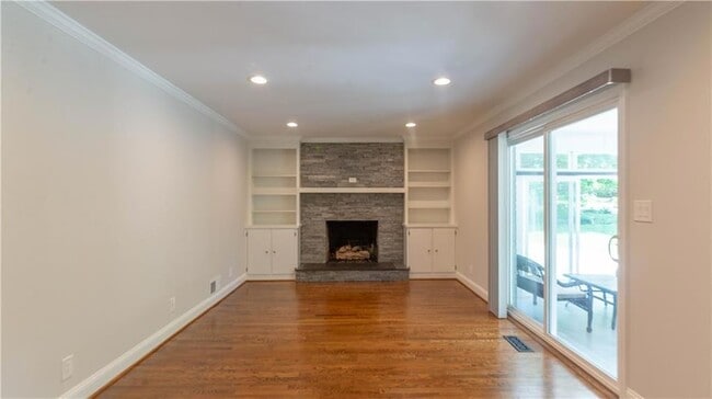 Building Photo - 3935 Briaridge Cir