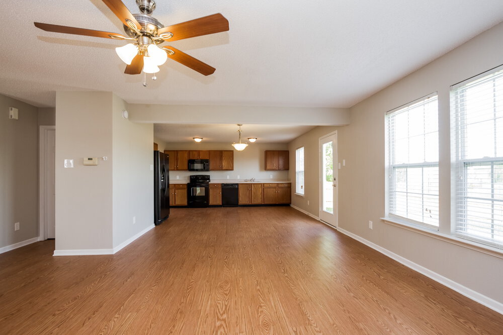 Building Photo - 1929 Orchid Bloom Dr