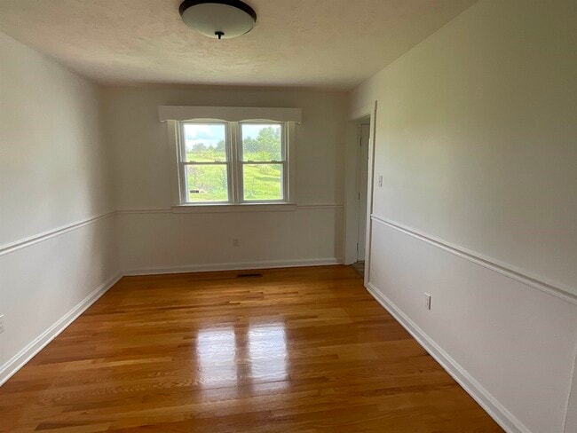 Building Photo - 1256 Arkton Rd