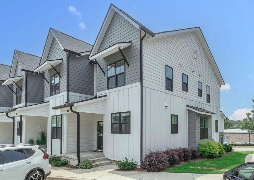 Building Photo - 6800 Milligan Way