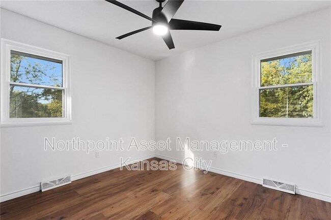 Building Photo - 16364 E 34th St S