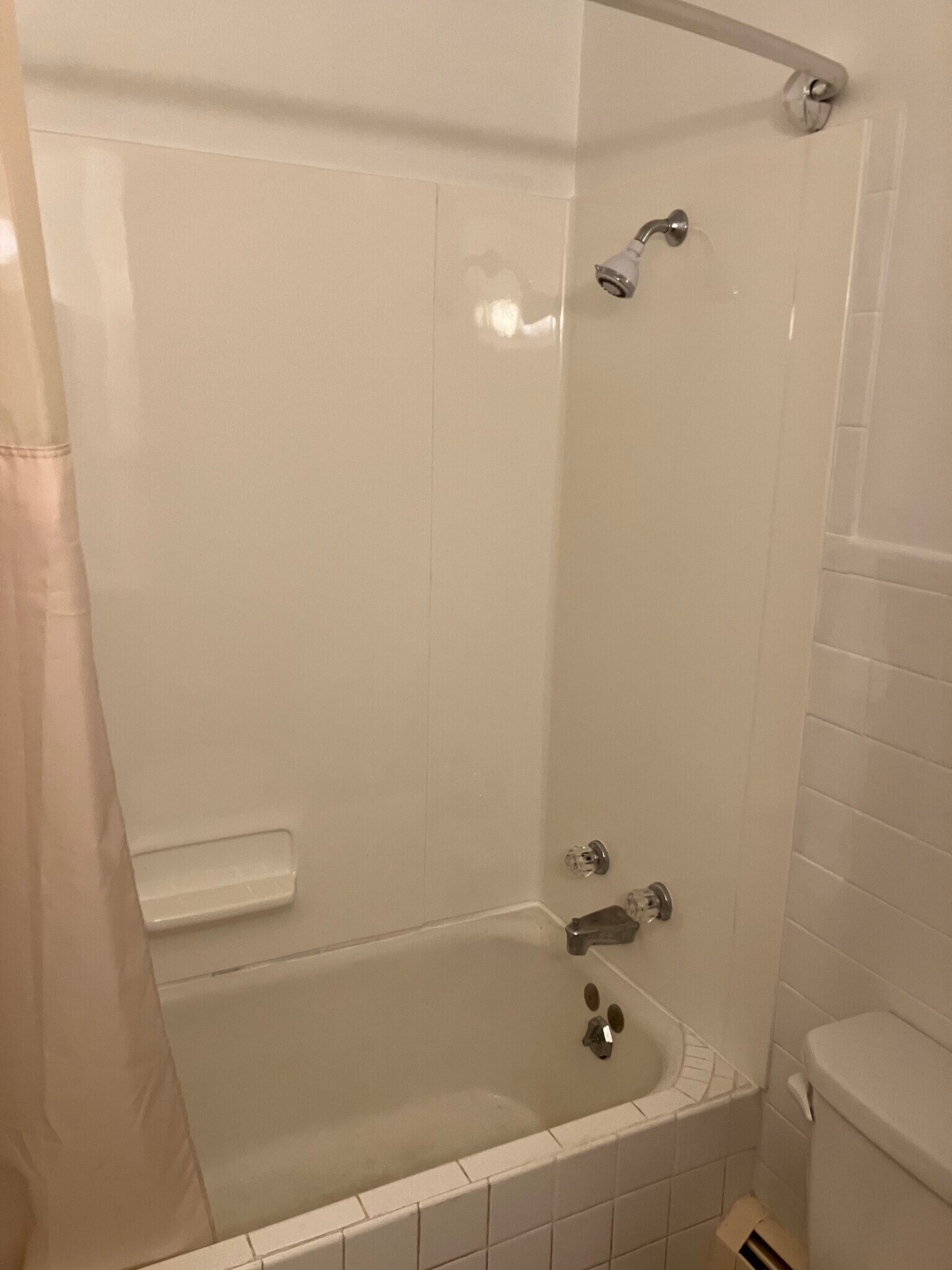 Building Photo - 2198 Lehman St