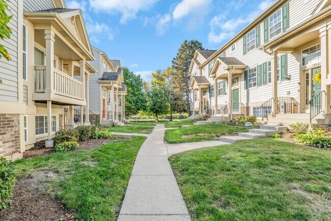 Building Photo - 18599 W Sterling Ct