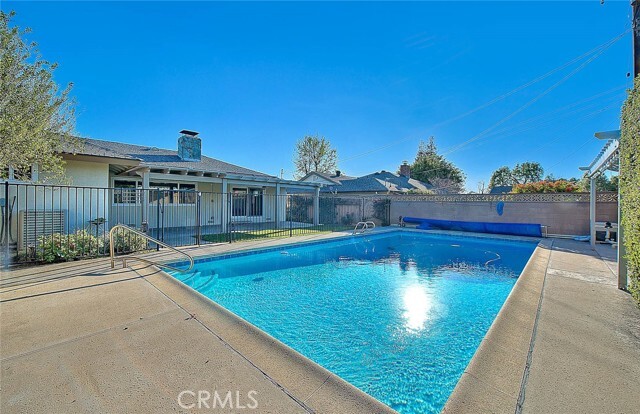 Building Photo - 739 E Navilla Pl