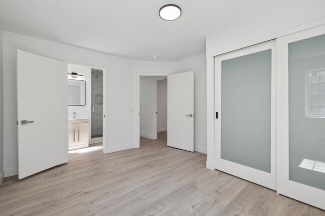 Building Photo - Gorgeously Renovated Historic 3-Bedroom Retreat in Downtown North (Palo Alto)