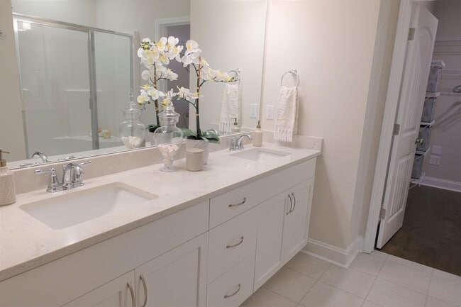 Building Photo - 139 Green Heron Rd