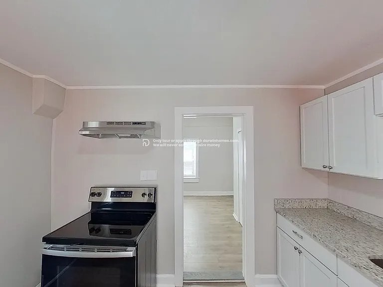 Building Photo - 526 Tauromee Ave