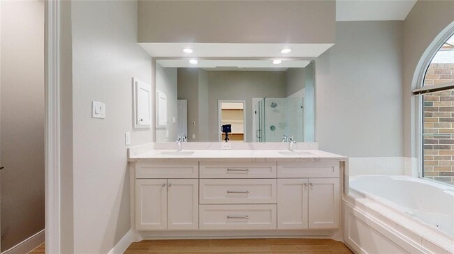 Building Photo - 6911 Lawler Ridge