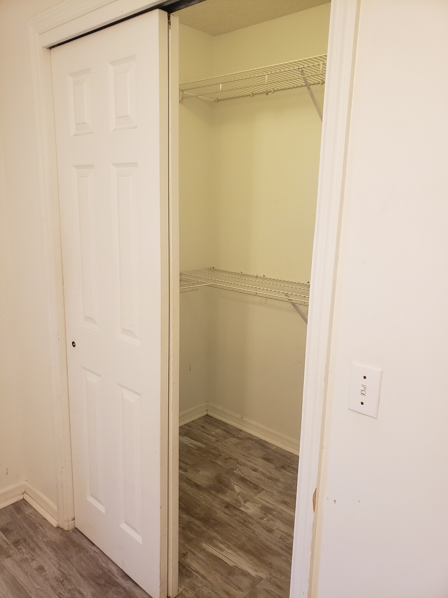 Building Photo - 938 Bob Little Rd