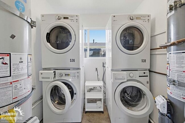 Building Photo - Beautiful 2Bdm 1Ba Home in Prime Imperial Beach Location!